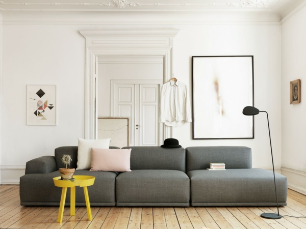 Skandinavisk indrettet stue sofa sofa skandinavisk design trægulv