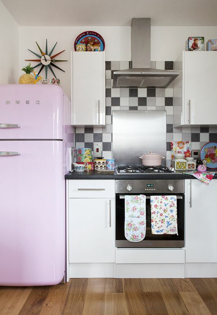 smeg Retro chladnička růžové kuchyňské kuchyňské spotřebiče