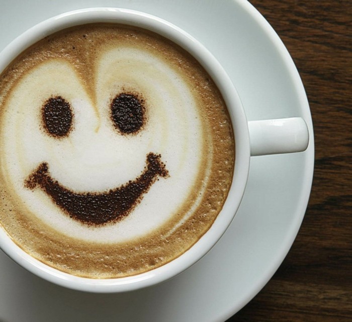 glimlach gezicht koffie ochtend groeten Goedemorgen