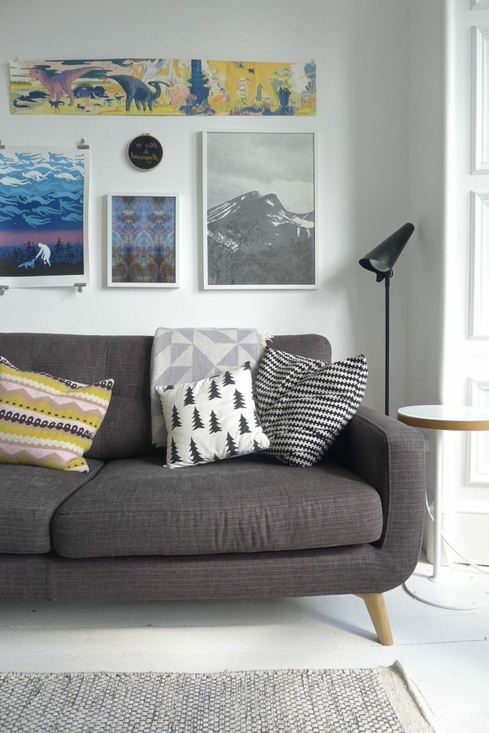 sofá cojín gris decorar salón sala de estar