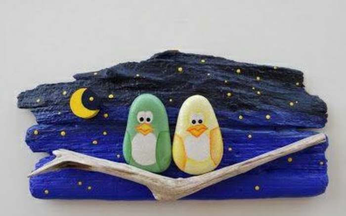 ideas para regalar piedras pintadas juguetear con piedras pájaro