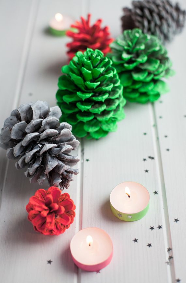 bougies de décoration peintes pinecone