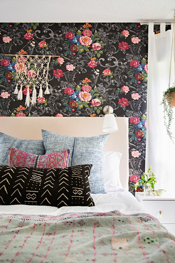 wallpaper bedroom floral elements roses