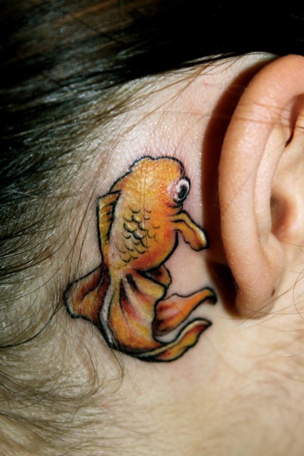 татуировка татуировки уши дизайн риба