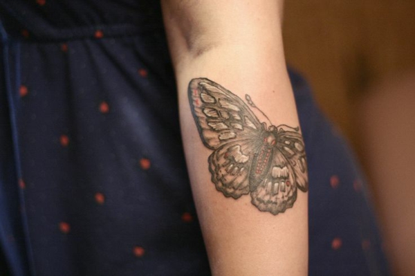 tatuointi kyynärvarsi ideoita trendit