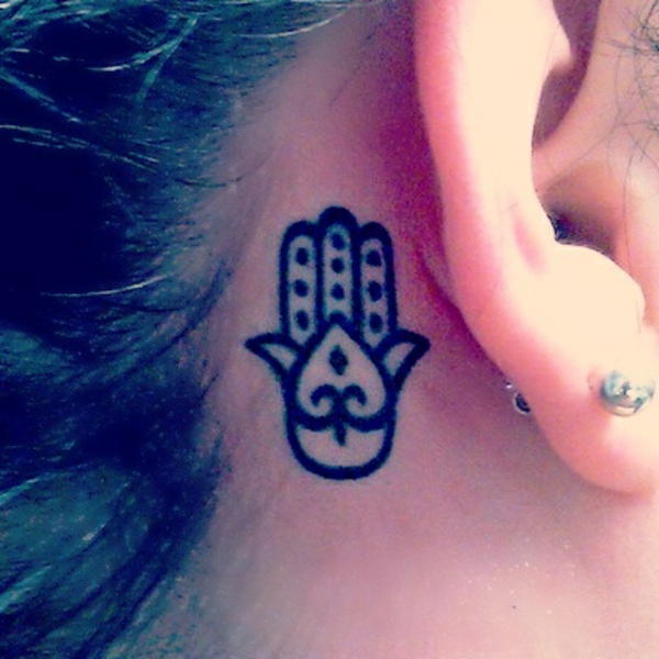 纹身纹身耳朵符号