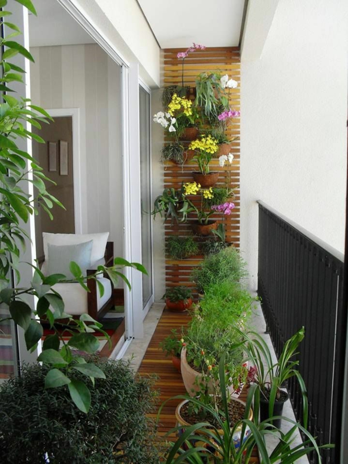 patio istutus huonekalut ja parveke kasvit pystysuora puutarha