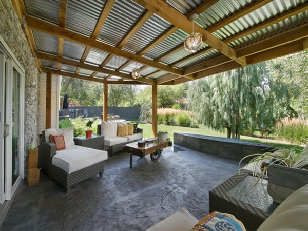 terrasse design exemples meubles en rotin table basse terrasse en bois toiture