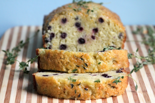 thyme care effect cake blueberries