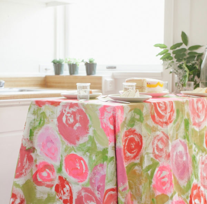 tafelkleed naaien bijpassende stoffen en patronen fris bloemmotief