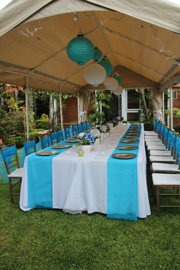 pöytäkoriste sininen puutarha party juhlava koristelu
