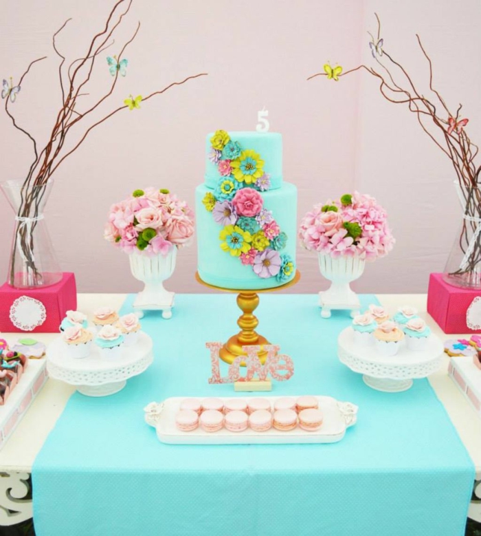 pöytäkoriste sininen pöytä juhlava koristele piirakka runner