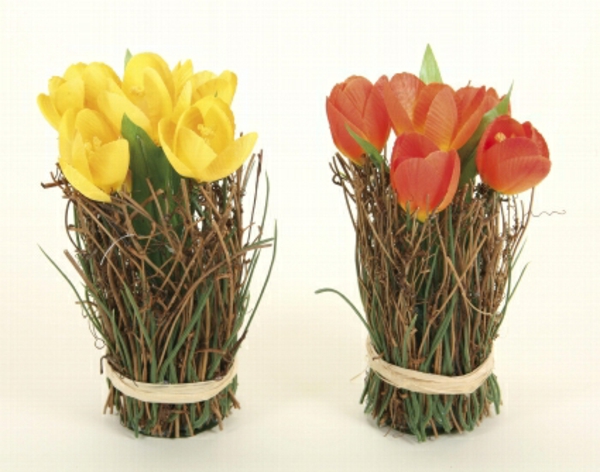 bord dekoration med tulipaner gul rød bord dekoration rustikke