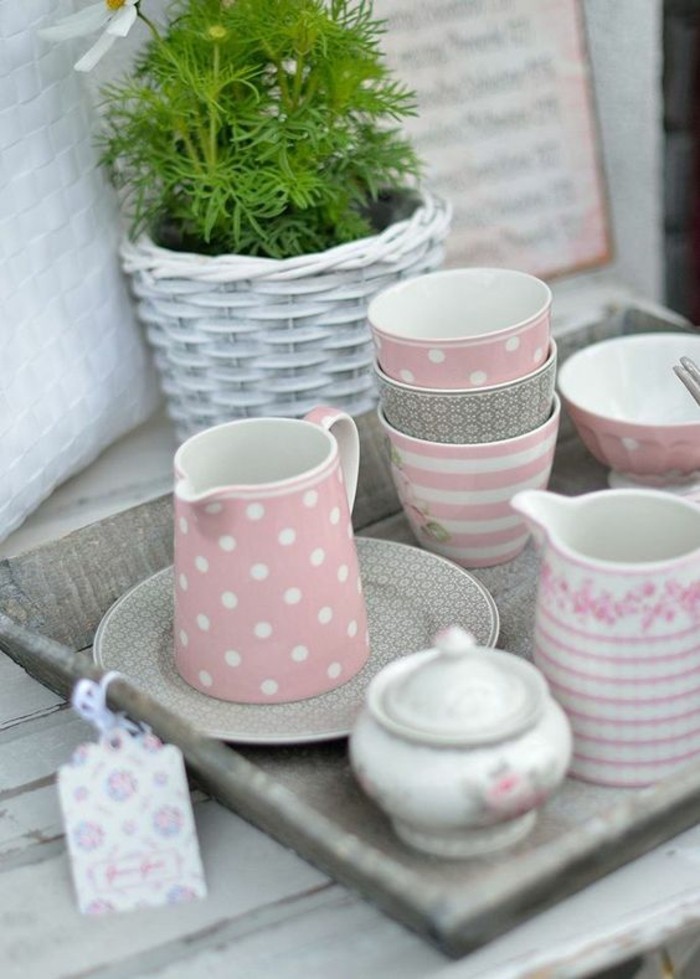 decoración de la mesa de verano puntos en colores pastel china plato tazas de porcelana