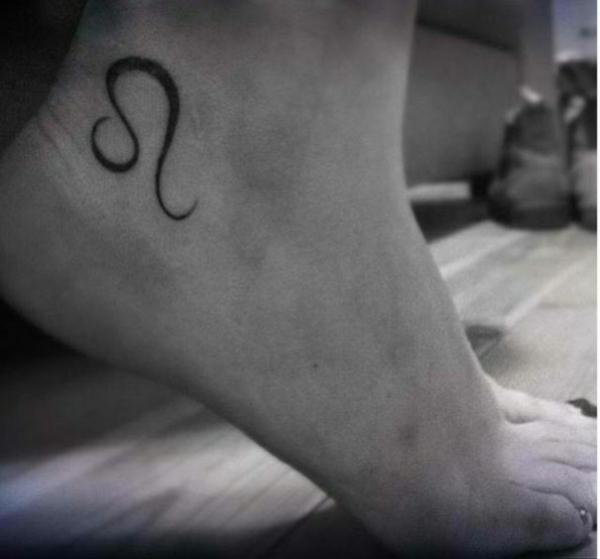 τατουάζ τατουάζ στο πόδι