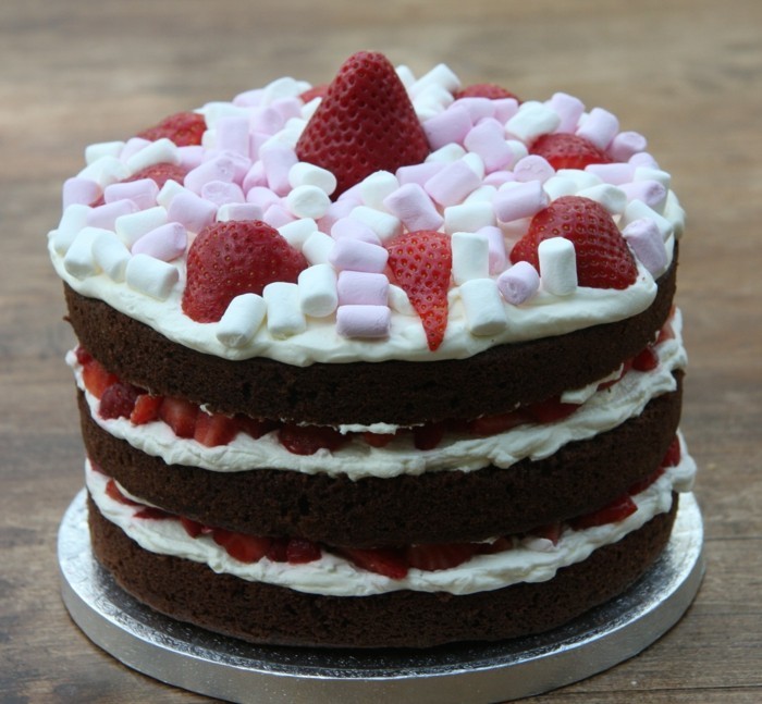 taarten decoreren taarten versieren van ideeën aardbeien