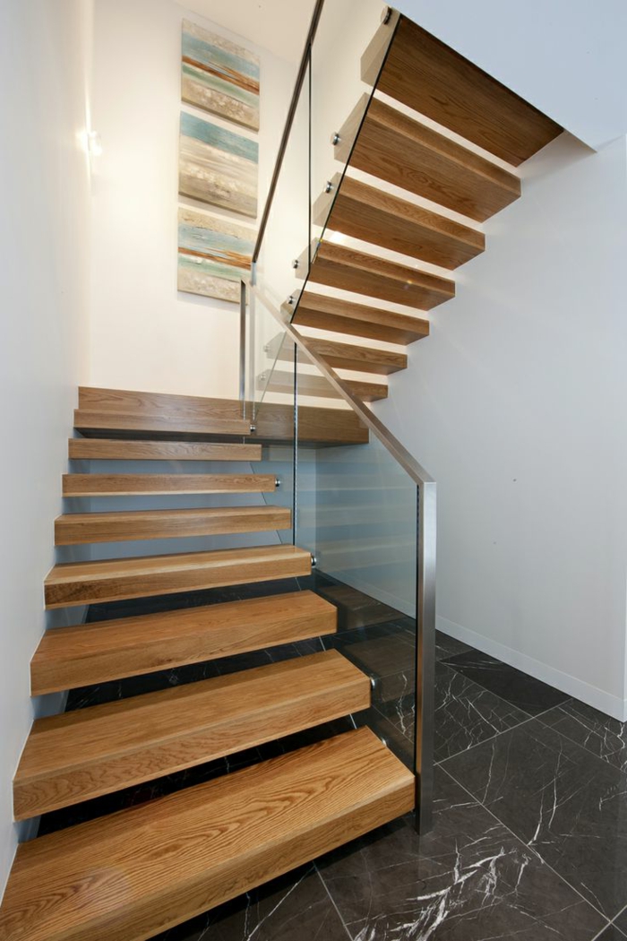 楼梯栏杆玻璃楼梯步骤独立式木地板砖