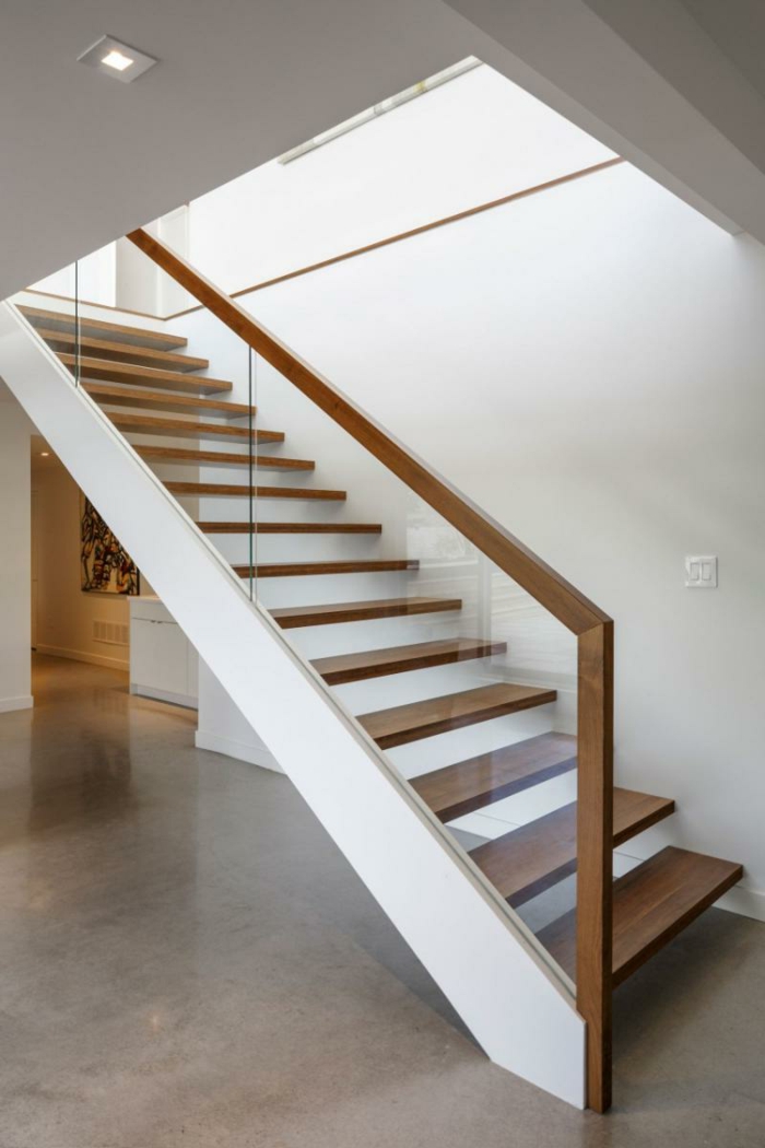 σκάλες σχήμα κιγκλίδωμα γυαλί κομψή σκάλα