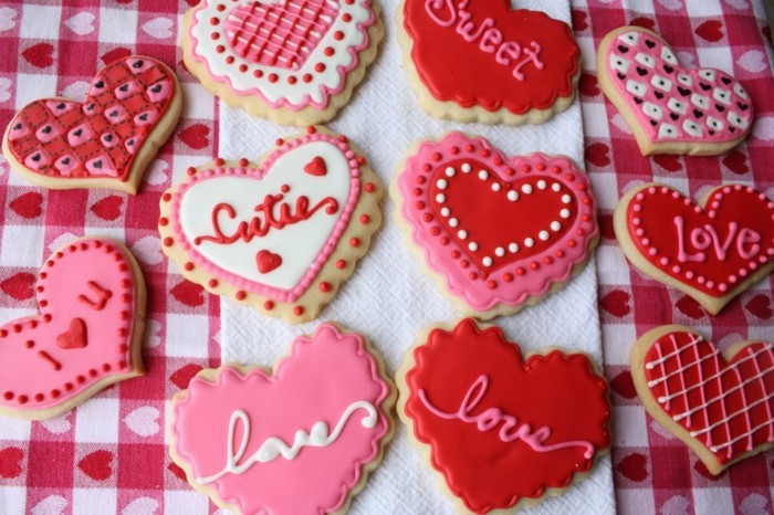 Валентин идеи ден бисквити украсяват червено розово