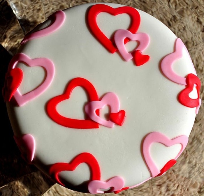 Валентинът торта красива торта сърце