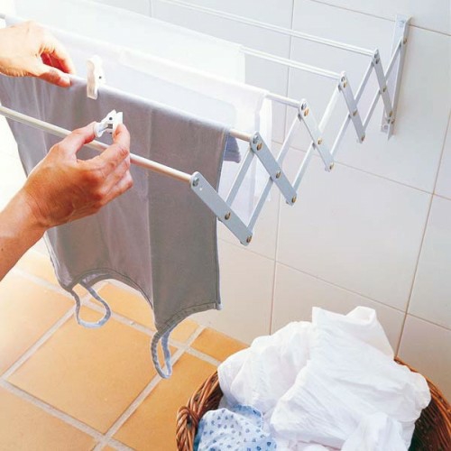 clothesline idea baño prácticamente compacto