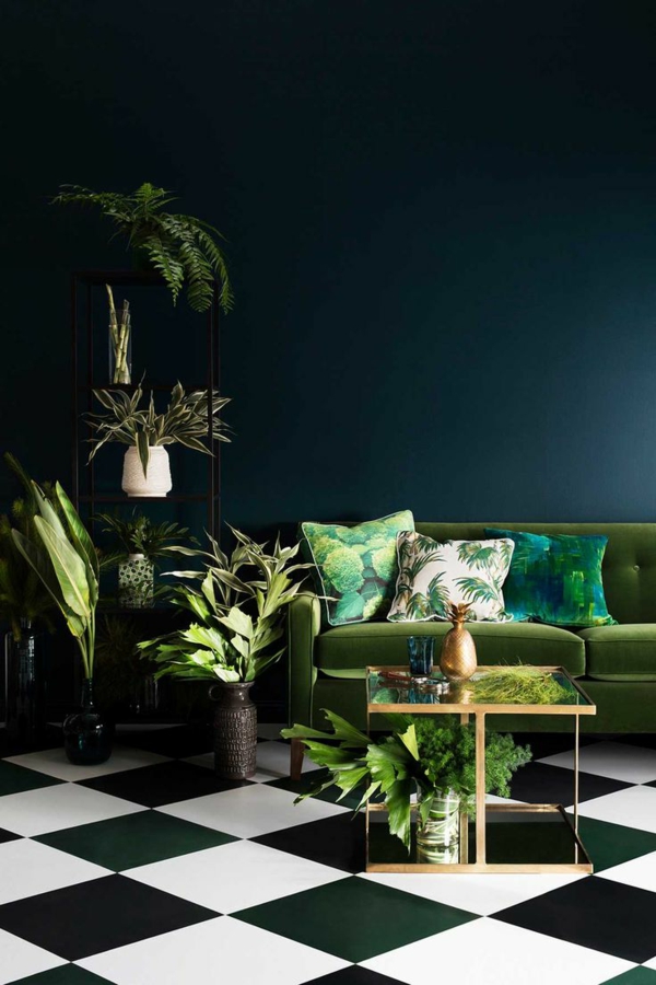 стена дизайн тъмно зелена стена боя зелен диван растителна