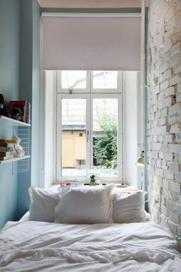 стена дизайн светло синьо тухлена стена спалня създаден
