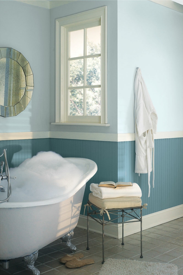 τοίχο βαφής μπάνιο μπλε ελαφρύ παστέλ αποχρώσεις ανεξάρτητη μπανιέρα