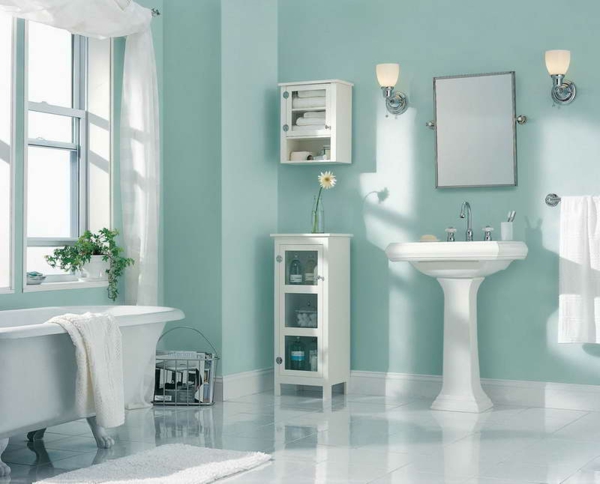 墙面漆浴室光线柔和的色调薄荷绿色独立式浴缸
