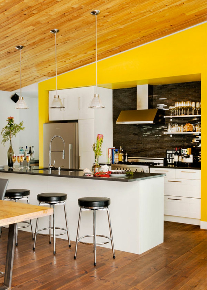 τοίχο χρώμα κουζίνα κίτρινο τοίχους επικλινές μαύρο κουτί πλάτη τοίχο κουζίνα