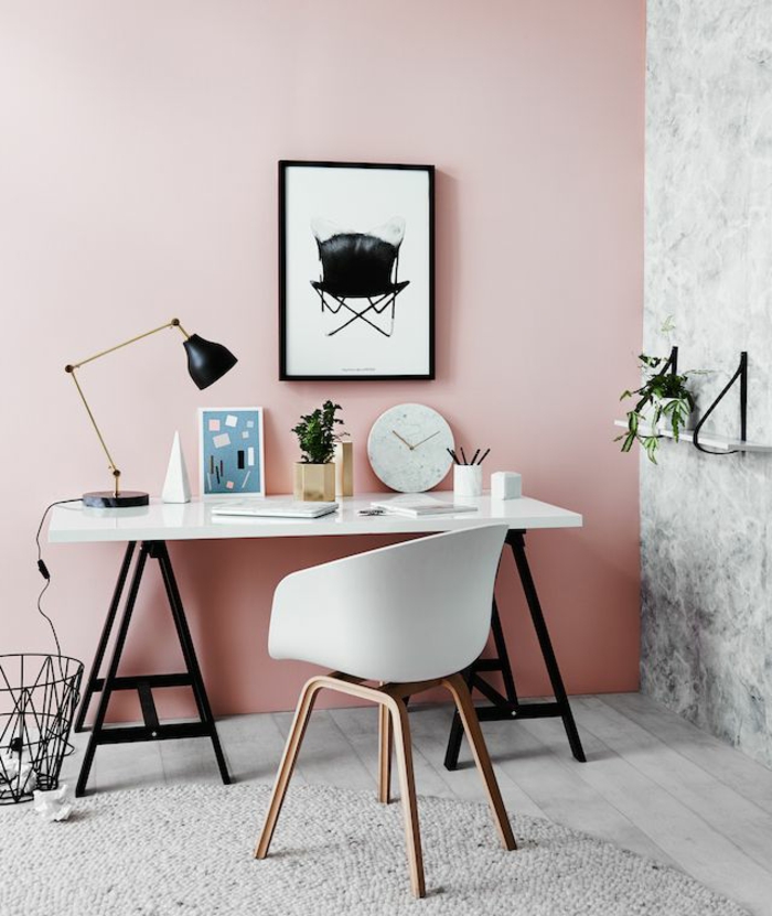væg farver trend farver studieværelse stue trend farve lyserød lys grå farve kombination