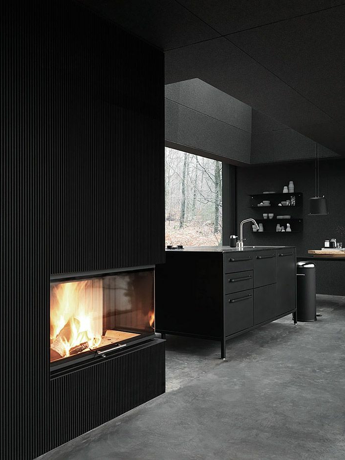 seinävärit ideoita musta seinämaali keittiö keittiö saari takka