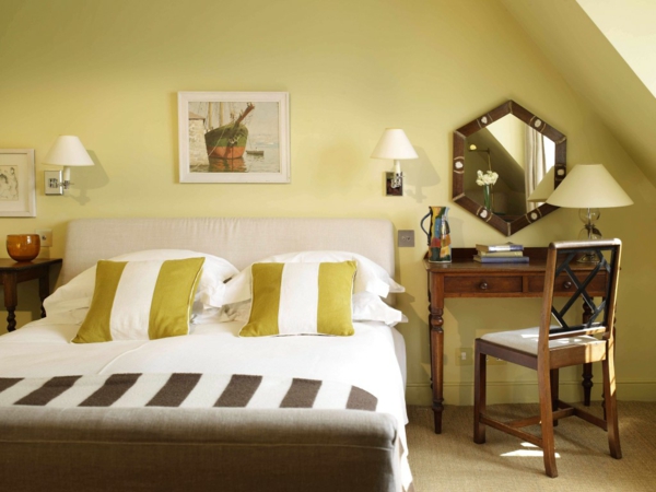 стена цветове спалня мода жълта свежа стена дизайн