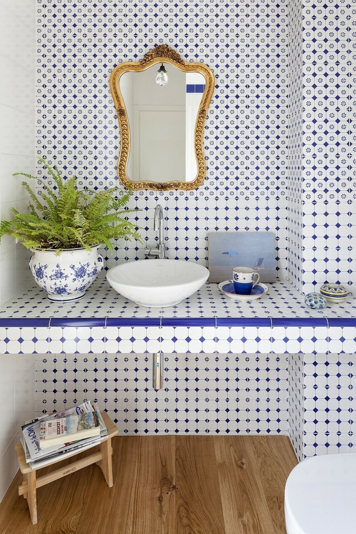 diseño de pared baño baño fresco azulejo planta mesa auxiliar