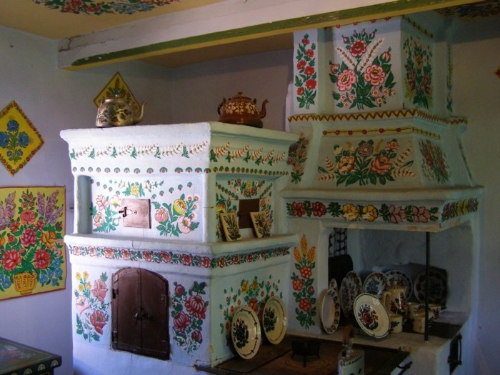 ideas de diseño de pared zalipie patrón floral colorido fresco