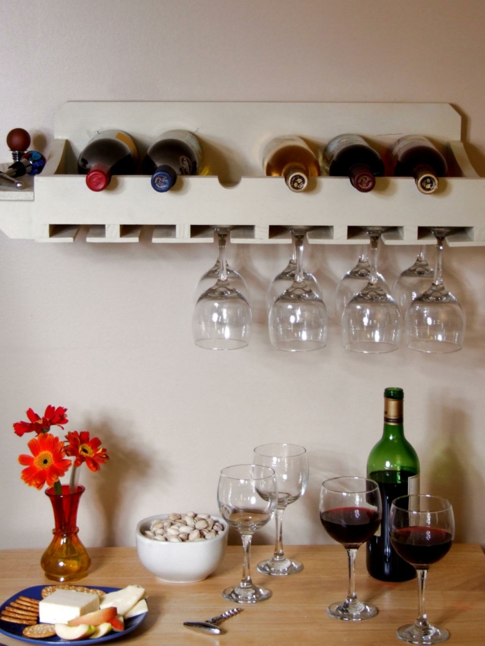 Sienų lentynas pats sukuria vyno stovo kūrybines gyvenimo idėjas