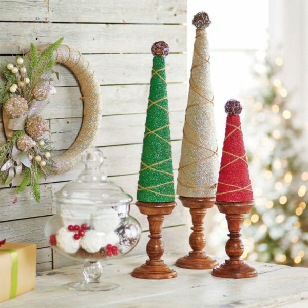 kerst ambachten kerst decoratie ambachtelijke kerstboom kartonnen houten standaard