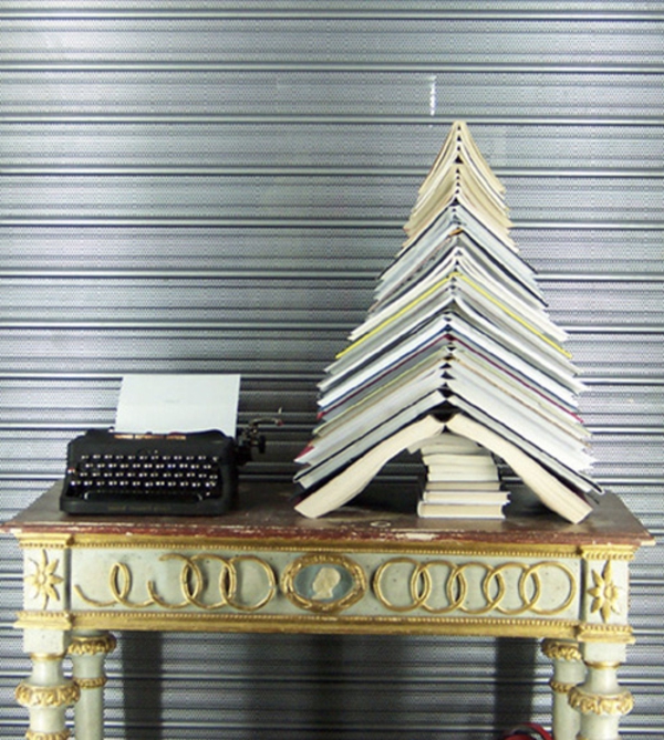 Juletræ kreativt tinkering fra bøger