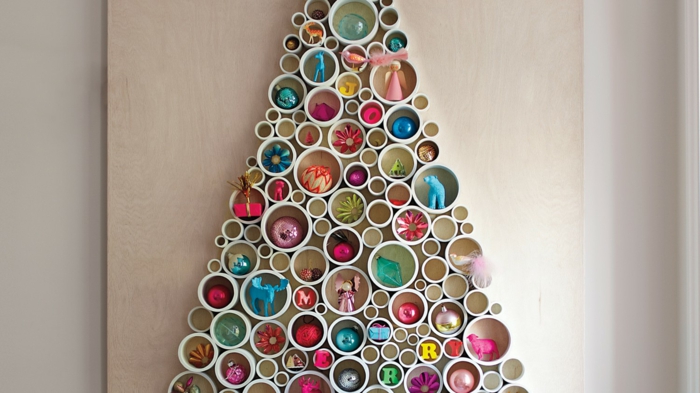 圣诞树由墙壁塑料人为地人为圣诞树测试