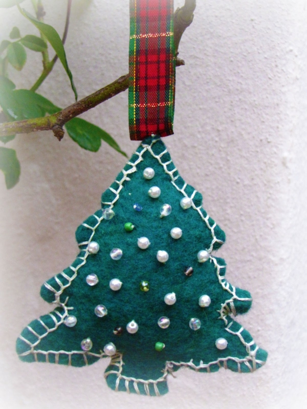 让圣诞树装饰品自己做感觉珠子
