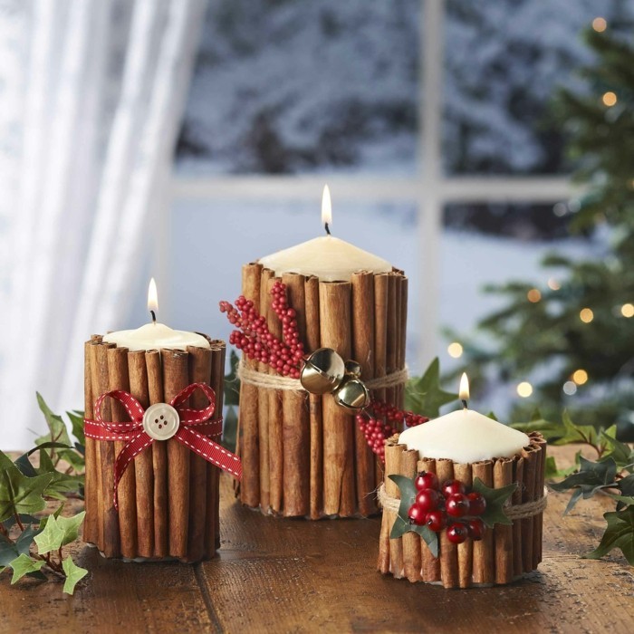 Χριστουγεννιάτικη διακόσμηση DIY ιδέες πυλώνα κεριά κανέλα sticks Χριστούγεννα