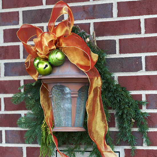 joulu koristelu ideoita talvi ornamentti seinä lyhty silmukka