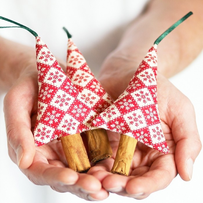 šití vánoční dekorace čerstvé závěsné dekorace sami dělat jedle stromy