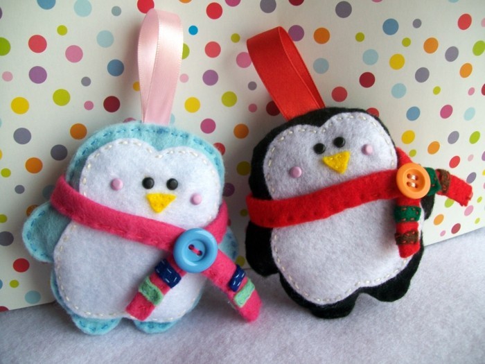 Christmas decoration sewing penguins with scarf felt