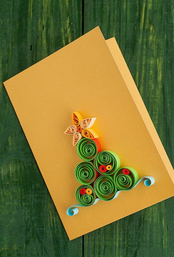 圣诞礼物制作绿色包装纸