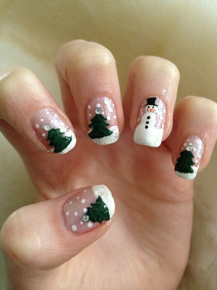 jul negle grønne fir træ sne