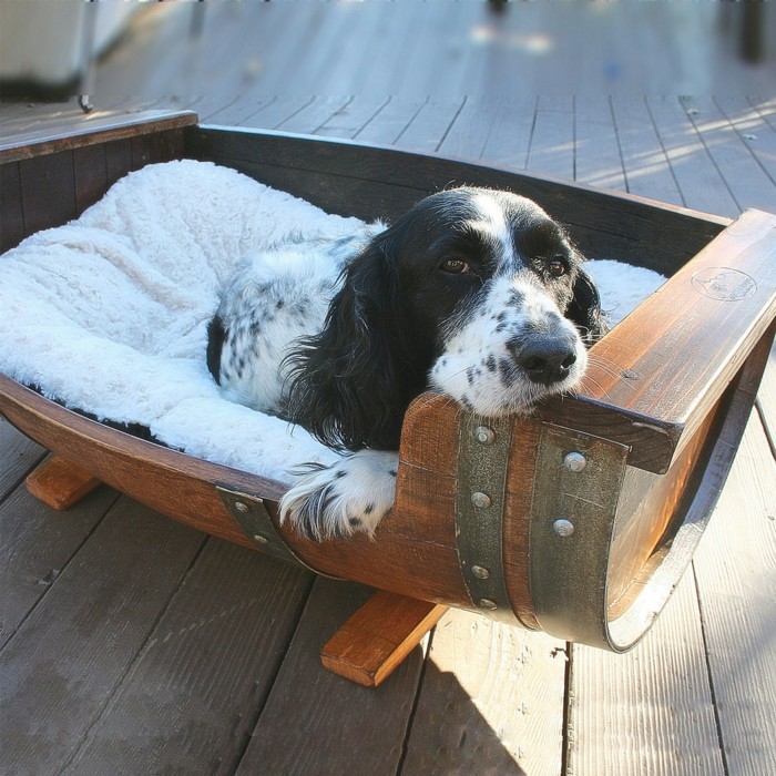 viini tynnyri diy idea koira sänky itse rakentaa upcycling