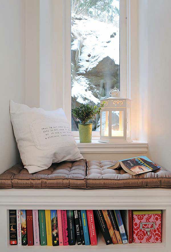 冬天山舒适的窗口座位凸窗窗口想法设计