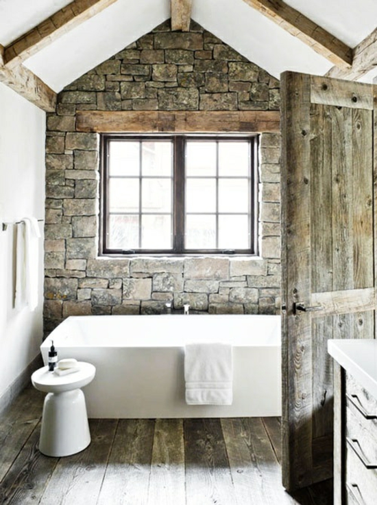ζουν ιδέες παλιά ξύλινα δοκάρια πέτρινο τοίχο μπανιέρα μπανιέρα ρουστίκ