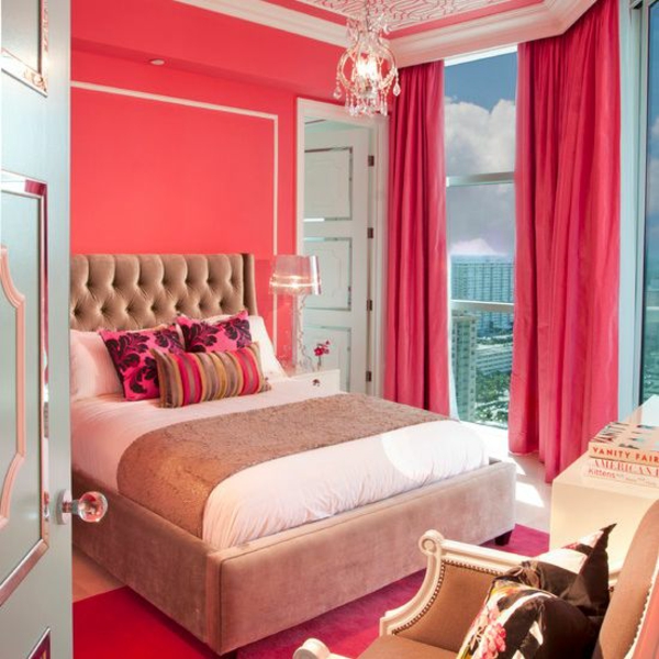ungdomsrum pige lyserøde væg design gardiner